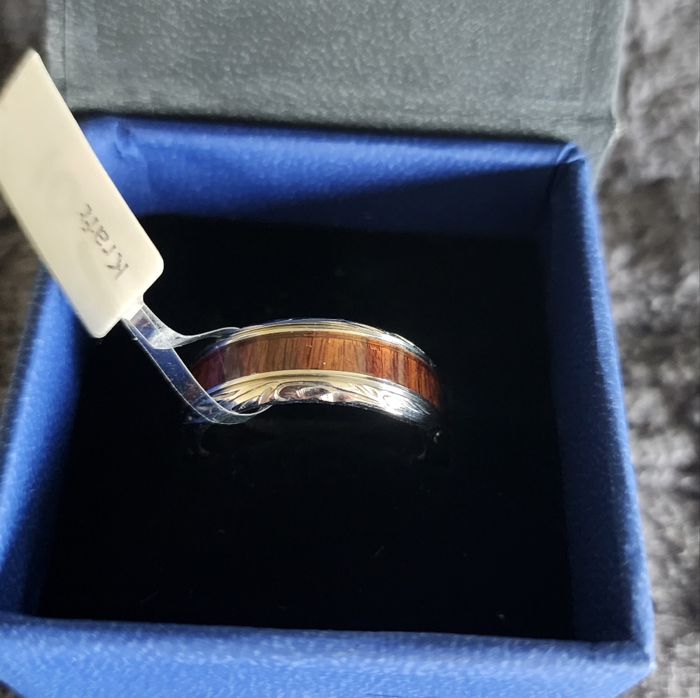 Larson Jewelers Titanium Men's Rings w/Wood Inlay - Picture 7 of 16